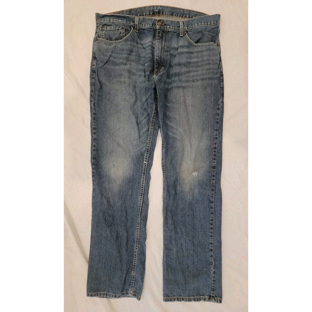 Levi's 559 jeans - Relaxed Straight Fit - Men's 38x34 medium wash, Good For Work
